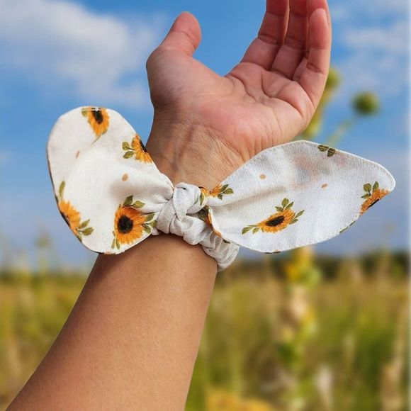Sunflower Bunny Ears Scrunchies Watch Band for Apple Watch - Picture 2 of 5
